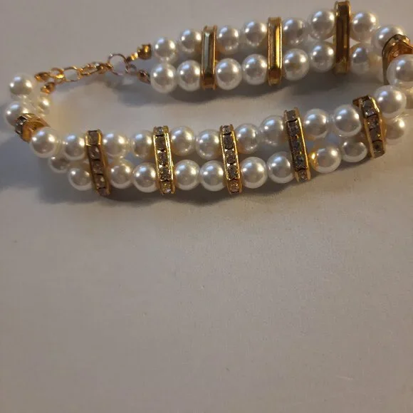 Brand New Handmade Bracelet with White Pearls and Spacers - Picture 1 of 1